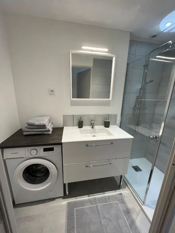 Nouveau Superbe Grand T2 Centre Ville Pertuis Apartment